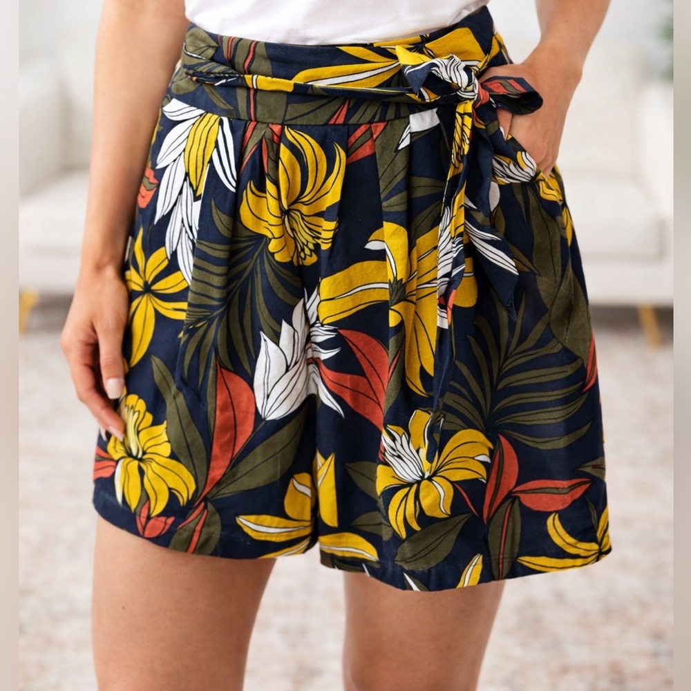Ann Taylor Factory Tropical Print Tie Waist Shorts Navy Yellow Women Size 12
